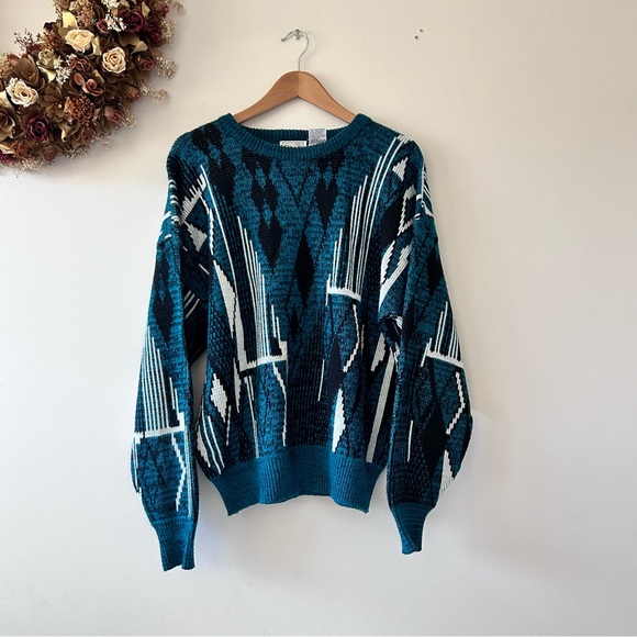 VINTAGE | Men’s Patterned Knit Crewneck Sweater - Picture 2 of 5